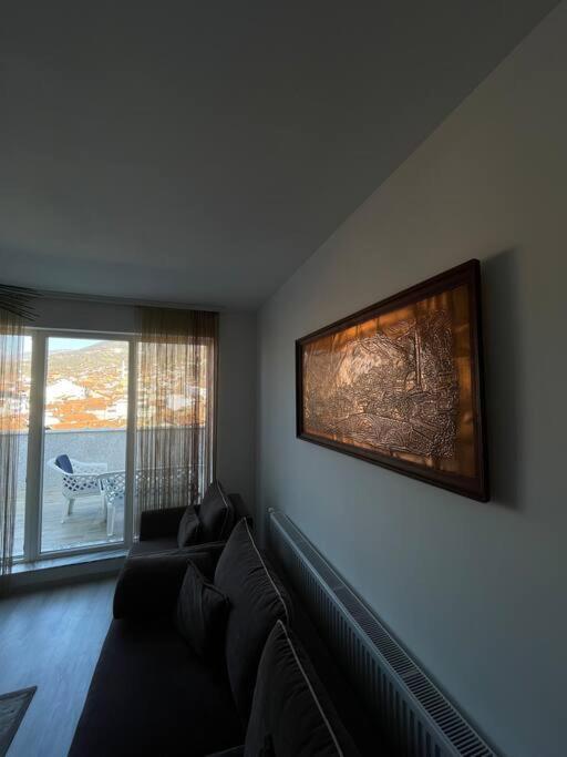 Appartamento Penthouse With Castle View Prizren Esterno foto